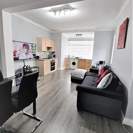 Large Flat Quite Location Modern And Well Equipped Appartement Swanage Buitenkant foto