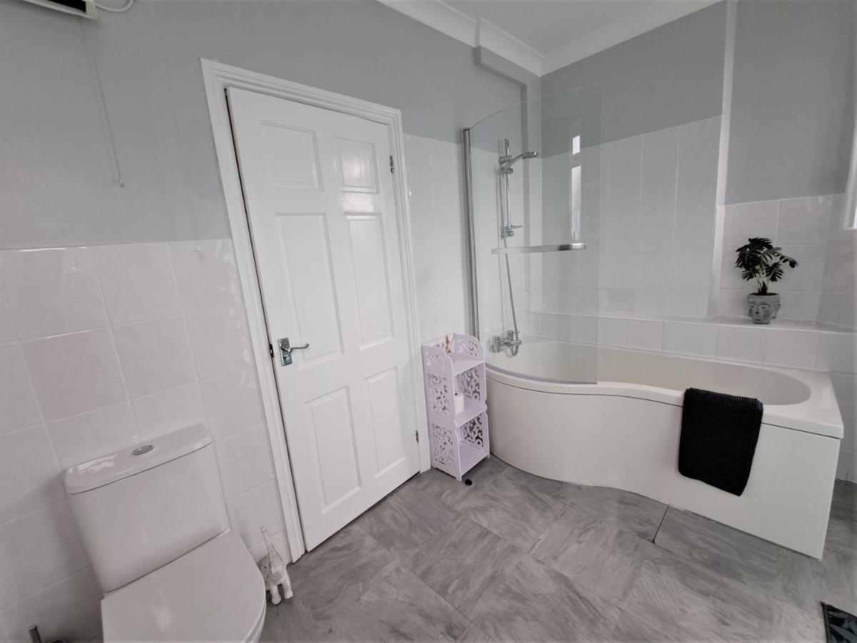 Large Flat Quite Location Modern And Well Equipped Appartement Swanage Buitenkant foto